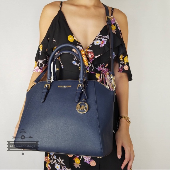Michael Kors Large Ciara Satchel navy crossbody - Picture 6 of 8